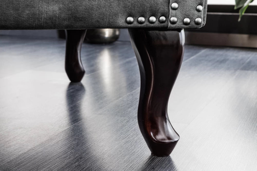 Fotoliu tapitat cu Microfibra Gri si picioare din Lemn de pin Maro inchis H105xL85xA75cm Chesterfield