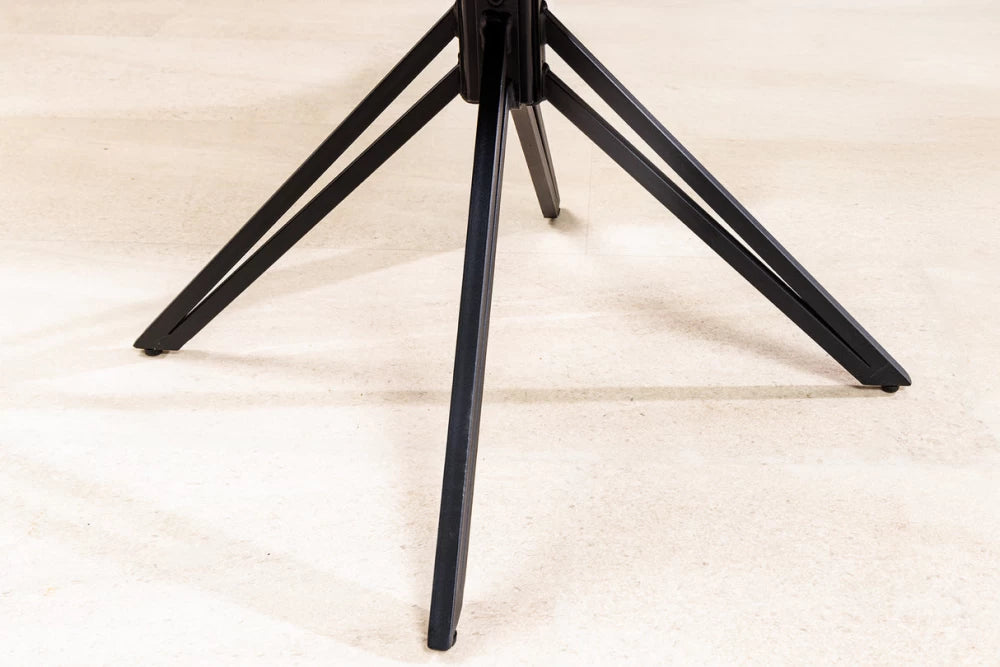 Set 2 scaune rotative cu brate tapitat cu Piele naturala Maro si picioare din Metal Negru H82xL58xA60cm Euphoria