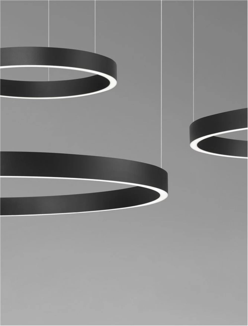 Candelabru din Metal Negru H250xL148cm IP20 181W 8891lm 3000k ELOWEN