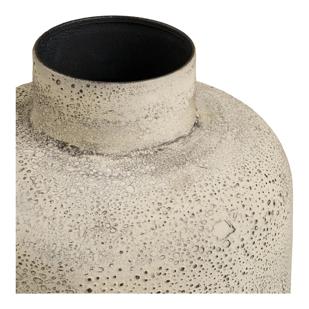 Vaza decorativa inalta din Metal Bej L24xH78,5cm HN1235