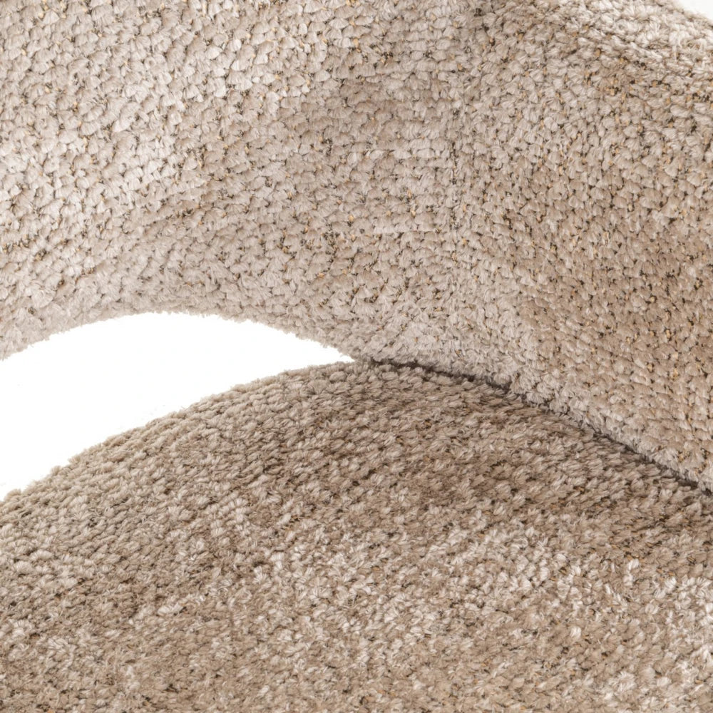 Scaun cu brate din Chenille Bej si Metal Alama L60xH85cm Delphina Richmond interiors