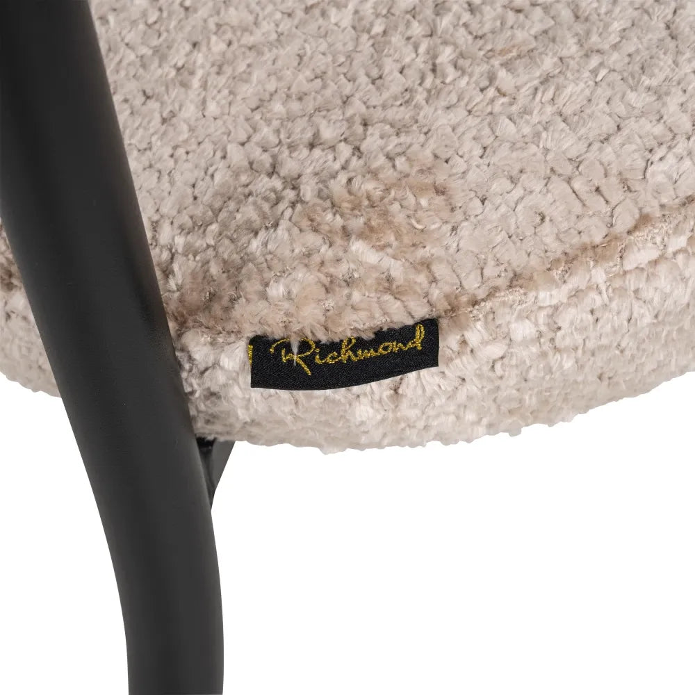 Set 2 scaune tapitat cu Blanita artificiala Bej cu picioare din Metal Negru H82xL53xA56cm Bea Richmond Interiors