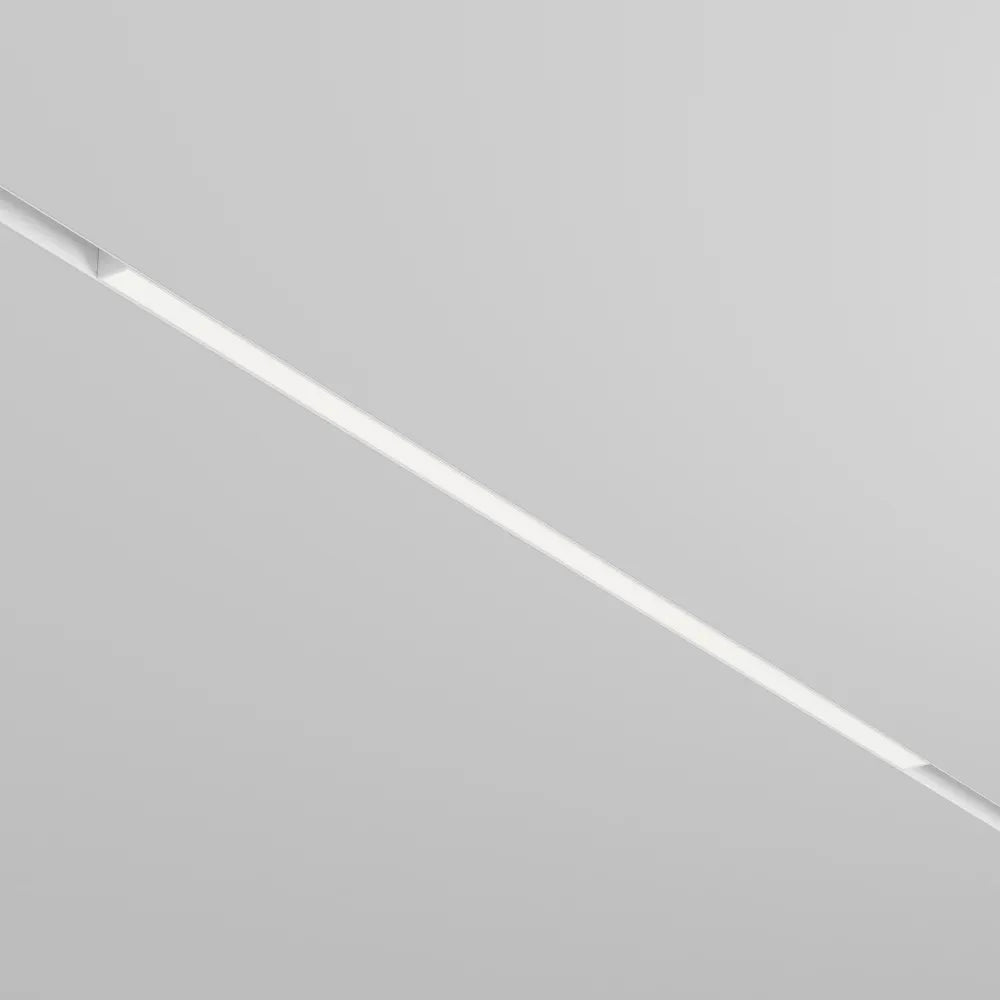 Spot dimabil pentru sina Exility din Aluminiu Alb H4.4xL90.4cm 30W 1650lm 2700-6000k Basis