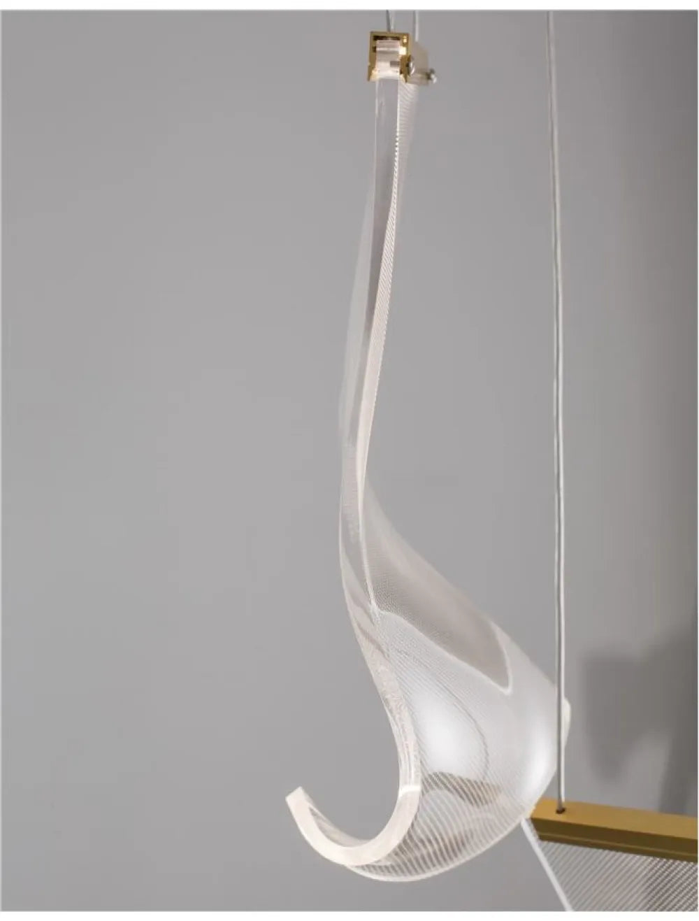 Candelabru structura din Aluminiu Auriu si abajur din Acrilic Transparent H150xL28cm IP20 16W 1193lm 3000k SIDERNO