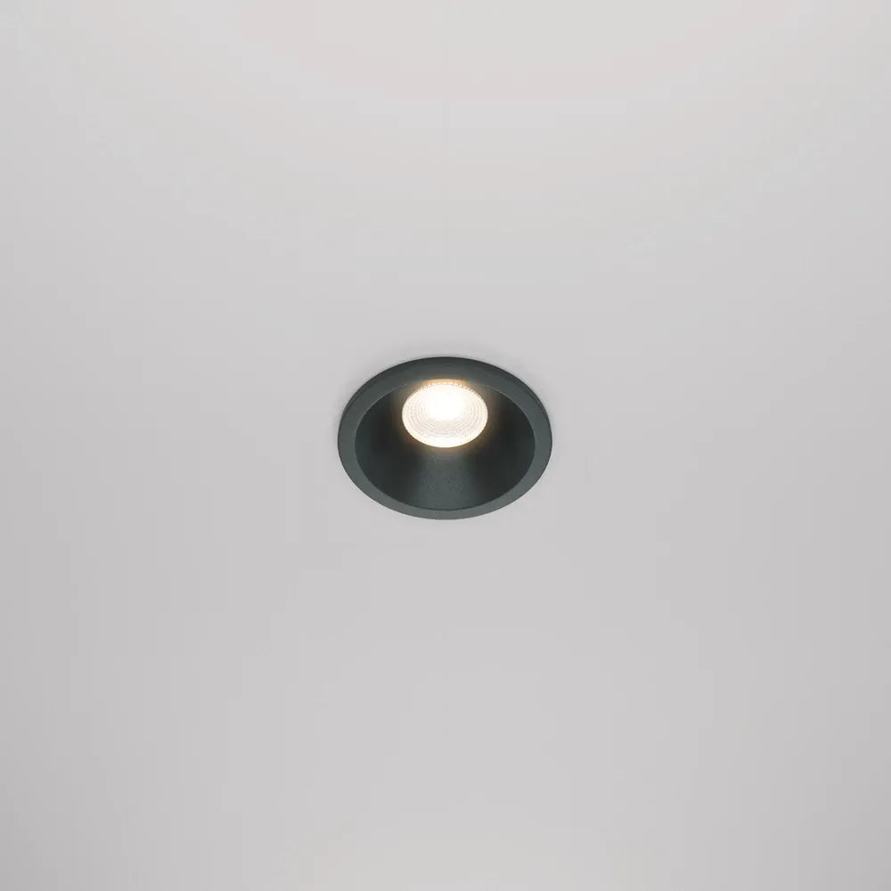 Spot incastrat rotund dimabil din Aluminiu Negru H6xD6cm IP 65 6W 370lm 3000k Zoom