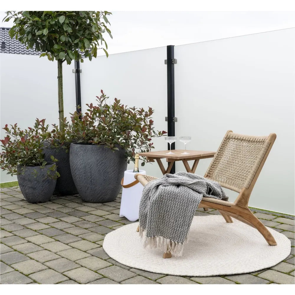Fotoliu de exterior din Lemn de tec Maro si Ratan Maro H73xL60xA80cm Derby