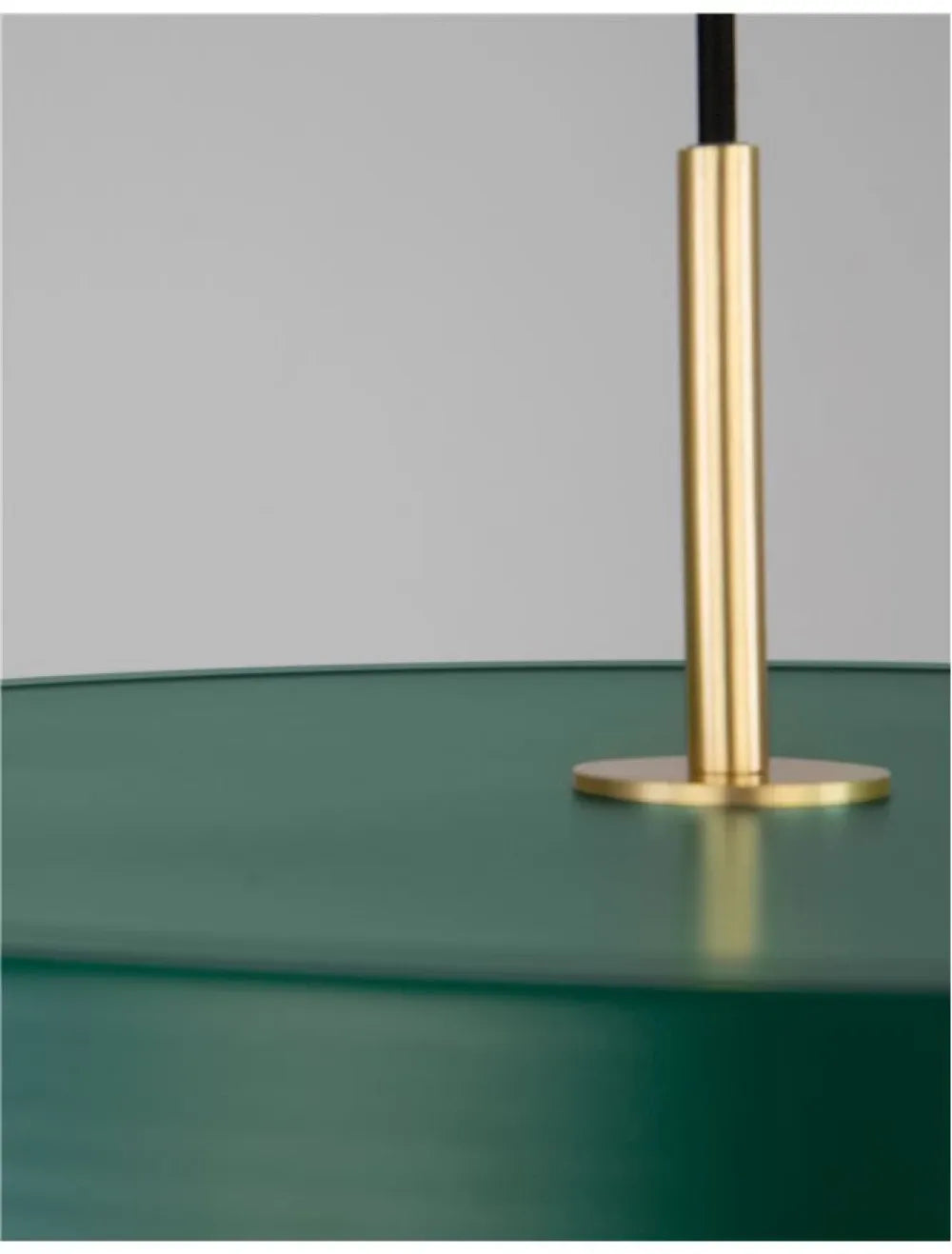Pendul structura din Aluminiu Verde si abajur din Acrilic Alb H120xL50cm IP20 35W 2662lm 3000k VETRO