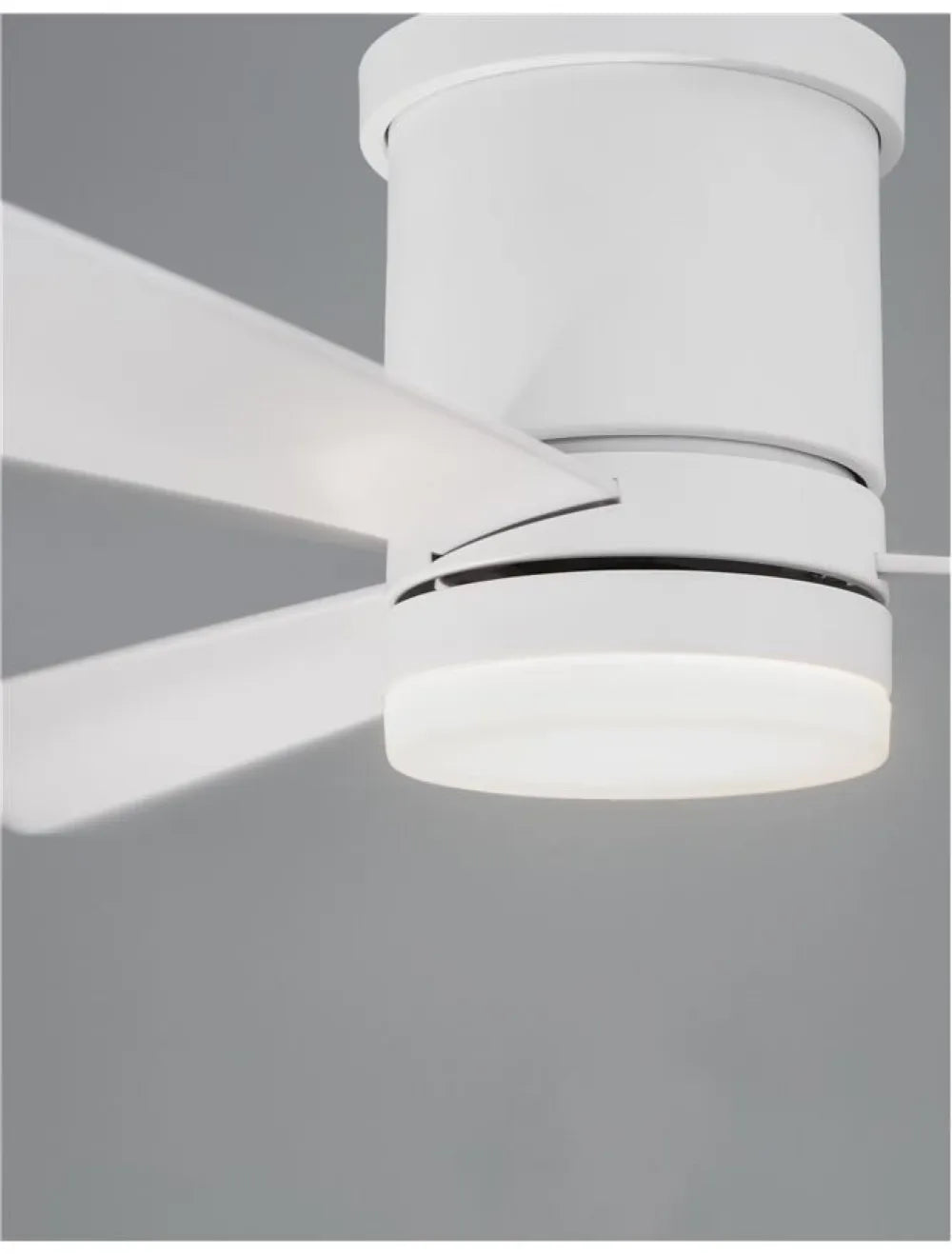 Ventilator structura din Metal Alb si abajur din Sticla Alb H25xL132cm IP20 18W 650lm 3000k SILKY