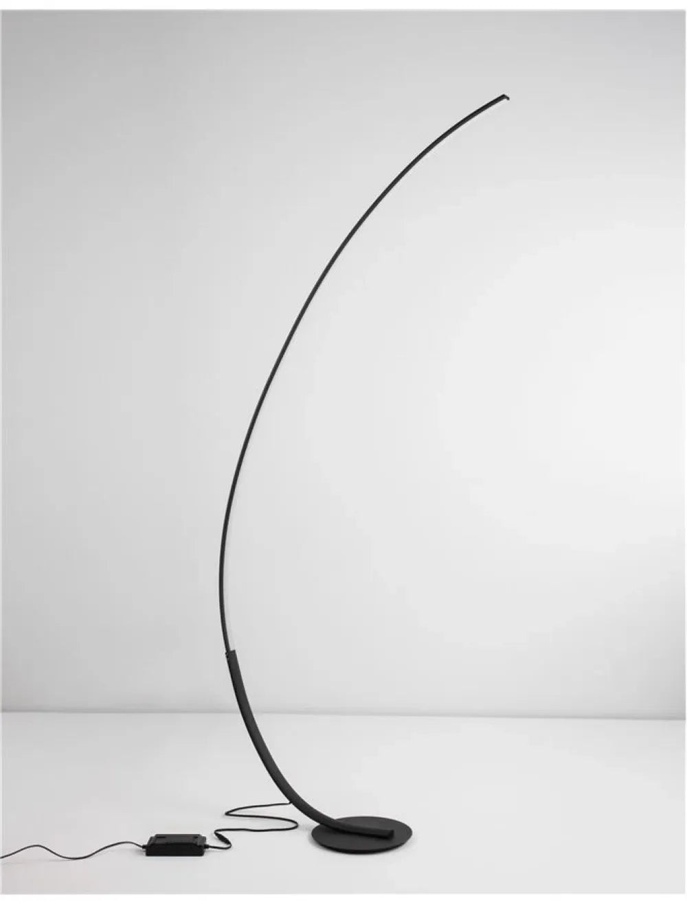 Lampa de podea din Aluminiu Negru H172xL26cm IP20 30W 1580lm 3000k PREMIUM
