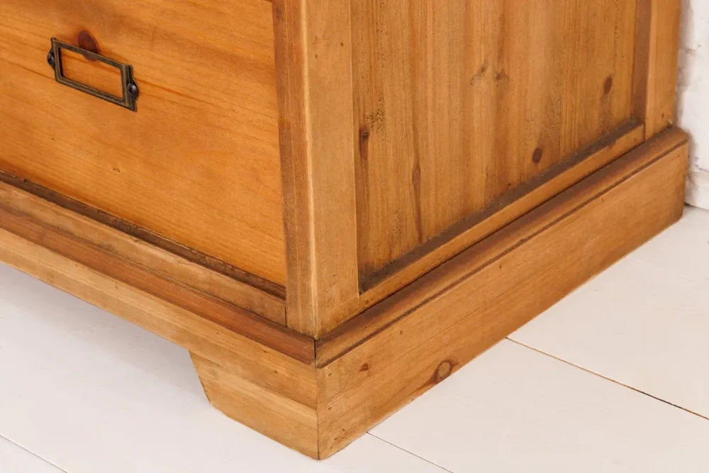 Comoda din Lemn de pin Maro si MDF/Lemn de pin Maro L148xH83cm HERITAGE