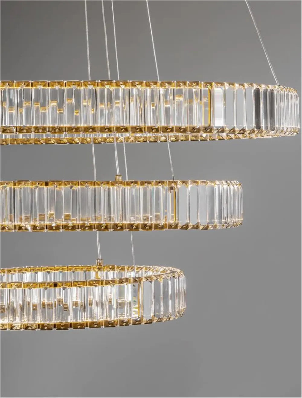 Candelabru structura din Metal Auriu si abajur din Cristal Transparent H150xL80cm IP20 92W 7670lm 3500k AURELIA