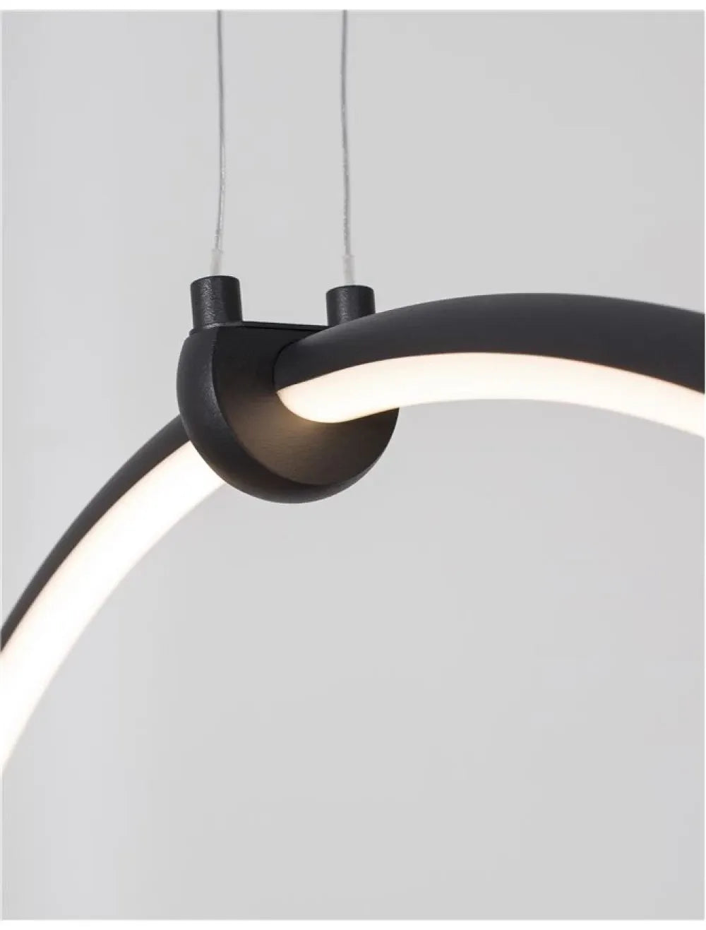 Pendul din Aluminiu Negru H120xL68cm IP20 27W 1603lm 3000k RING