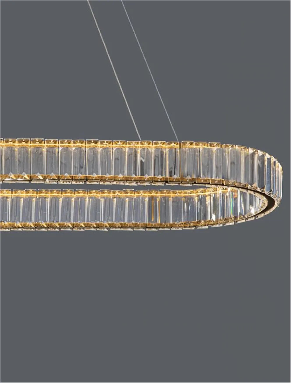 Lustra structura din Metal Auriu si abajur din Cristal Transparent H150xL92cm IP20 48W 4505lm 3500k AURELIA