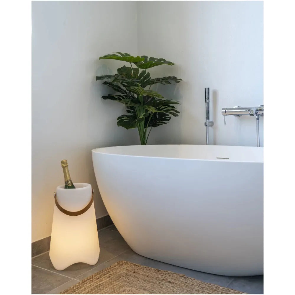 Veioza reincarbabila tip frapiera din Polipropilena Alb H37.5xD25cm Bristol