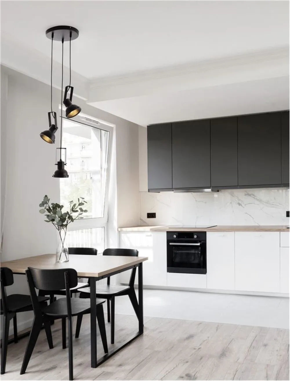 Lustra structura din Metal Negru si abajur din Metal Negru H120xL24cm IP20 RUVI
