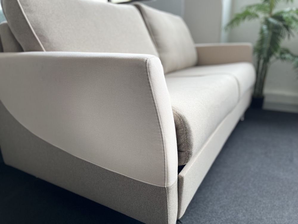 Canapea 3 locuri extensibila cu saltea de 140x190cm Maldive