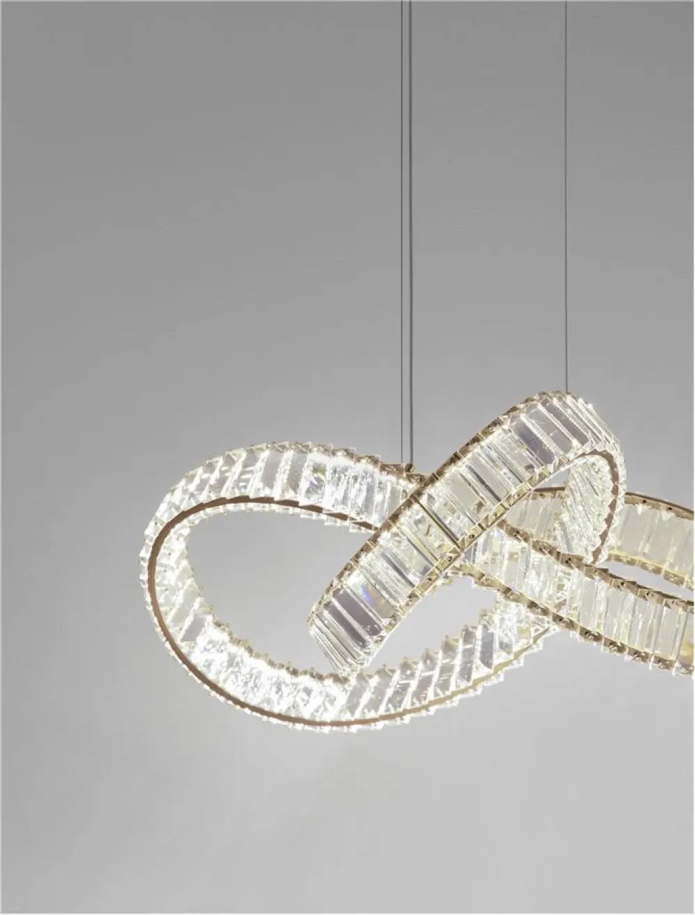 Lustra structura din Metal Auriu si abajur din Cristal Transparent H120xL60cm IP20 49W 4075lm 3500k CONCETO
