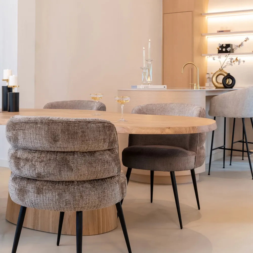 Scaun tapitat cu Chenille Maro cu picioare din Metal Negru H83xL63xA63cm Stella Richmond Interiors