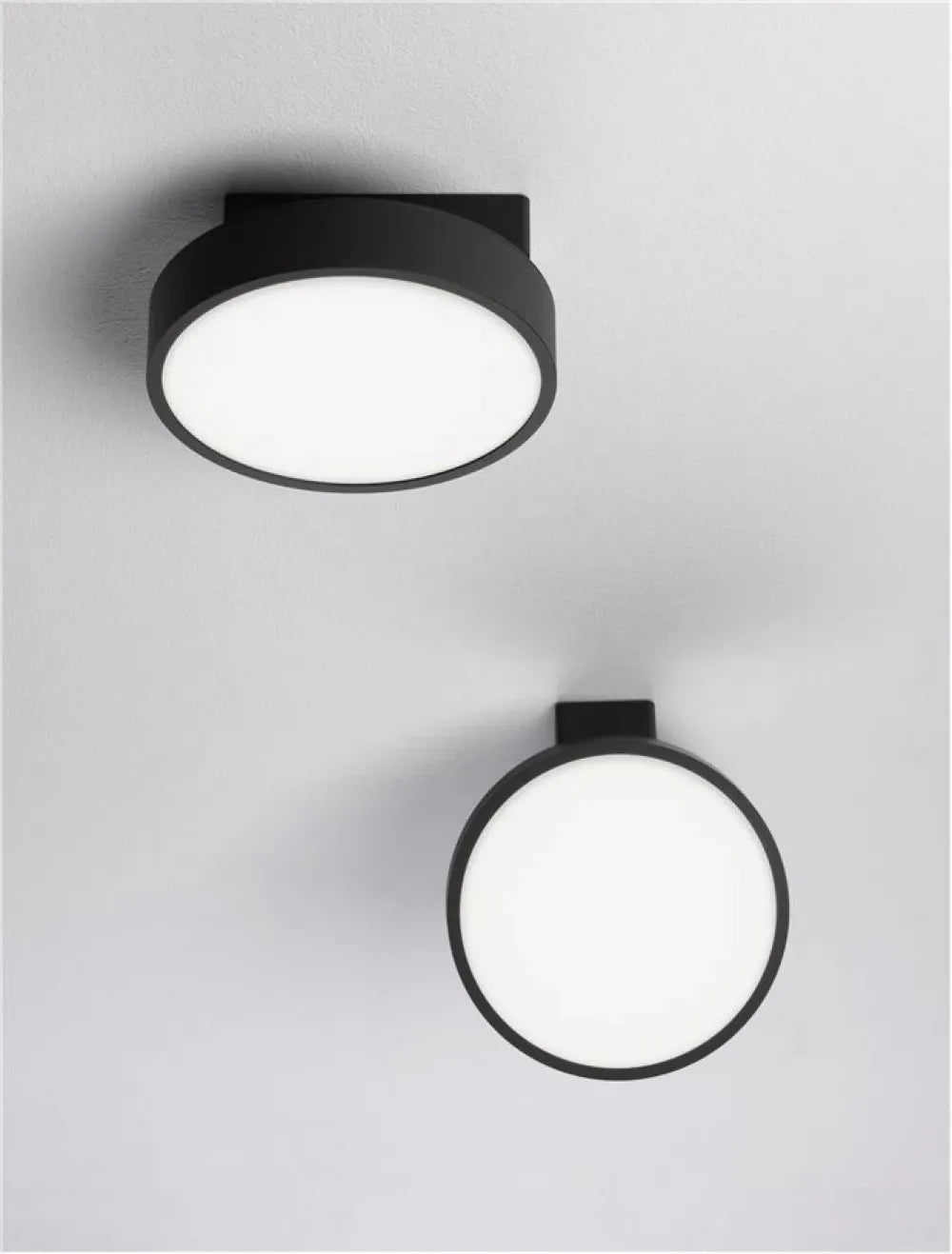 Spot aplicat din Aluminiu Negru H9.5xL20cm IP20 20W 1657lm 2700-6000k PERFECT