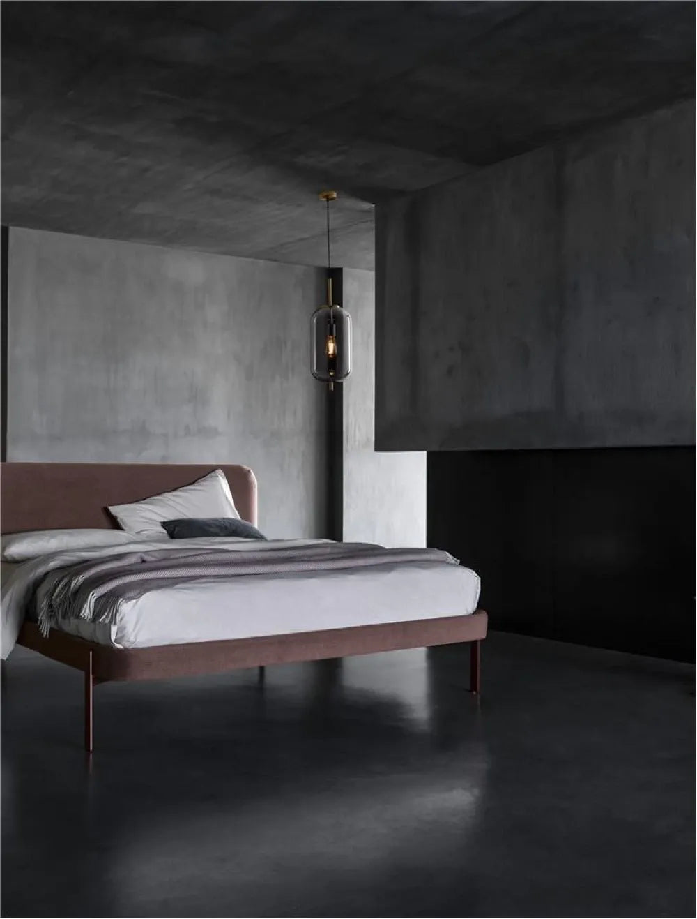 Pendul structura din Metal Auriu si abajur din Sticla Fumuriu H120xL22cm IP20 LATO