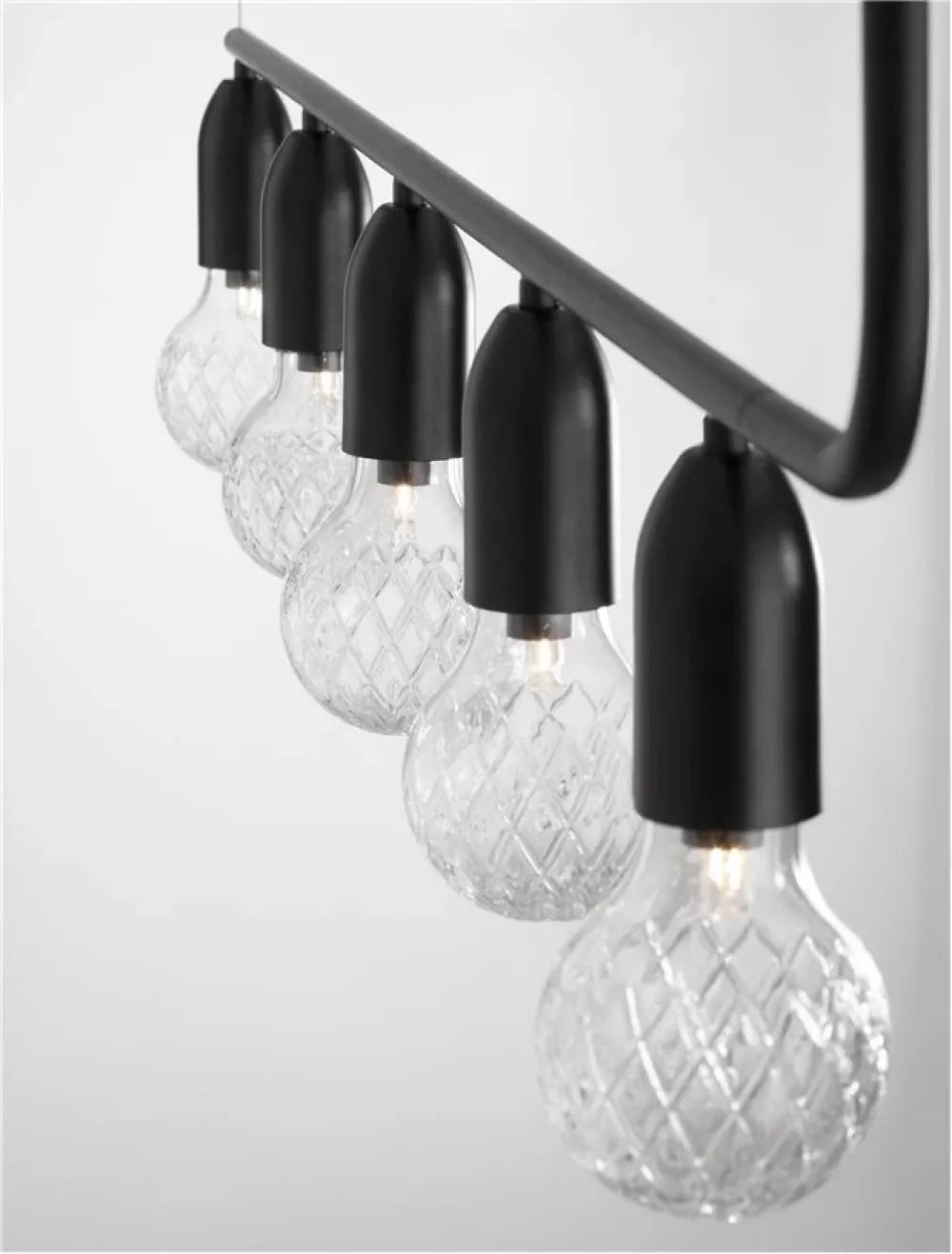 Lustra structura din Metal Negru si abajur din Sticla Transparent H120xL128cm IP20 VEDA