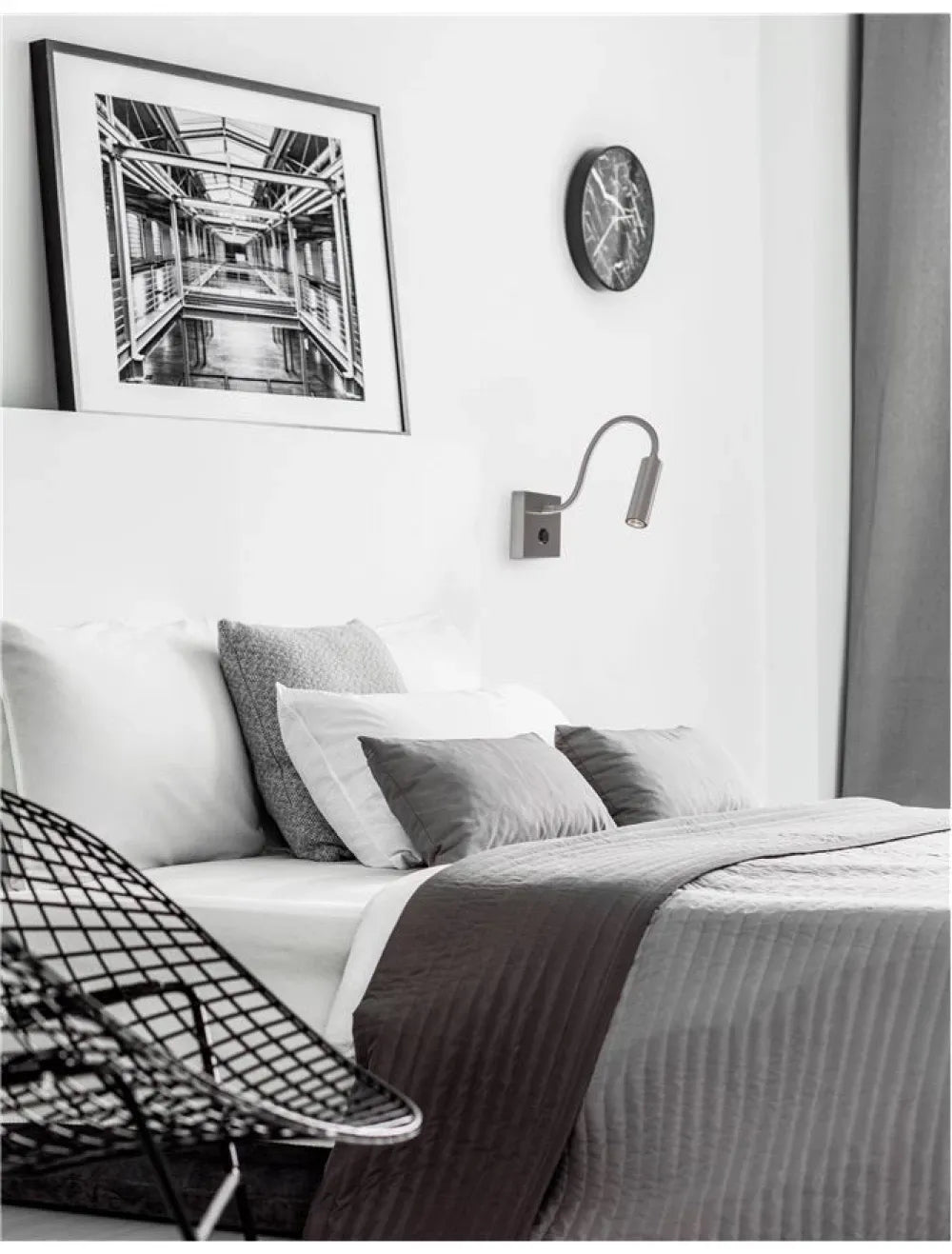 Aplica de perete din Aluminiu Argintiu H31xL32cm IP20 3W 190lm 3000k MADISON