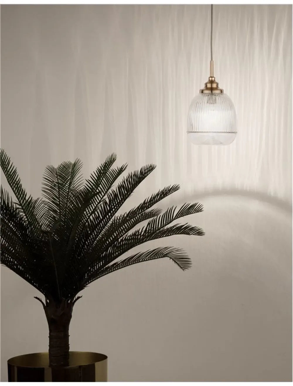 Pendul structura din Metal Auriu si abajur din Sticla Transparent H120xL15cm IP20 MOND