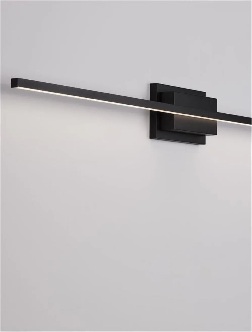Aplica de perete din Aluminiu Negru H11.8xL120.5cm IP20 28.5W 1350lm 3000k AZURE