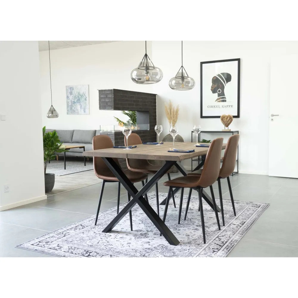 Set 2 scaune din Metal Negru si Piele sintetica Maro H88xL44xA54cm Stockholm
