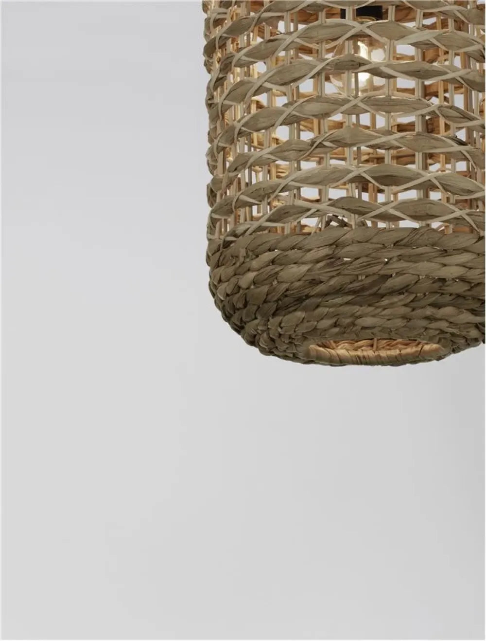 Pendul structura din Metal Negru si abajur din Ratan Bej H185xL27cm IP20 GRIFFIN