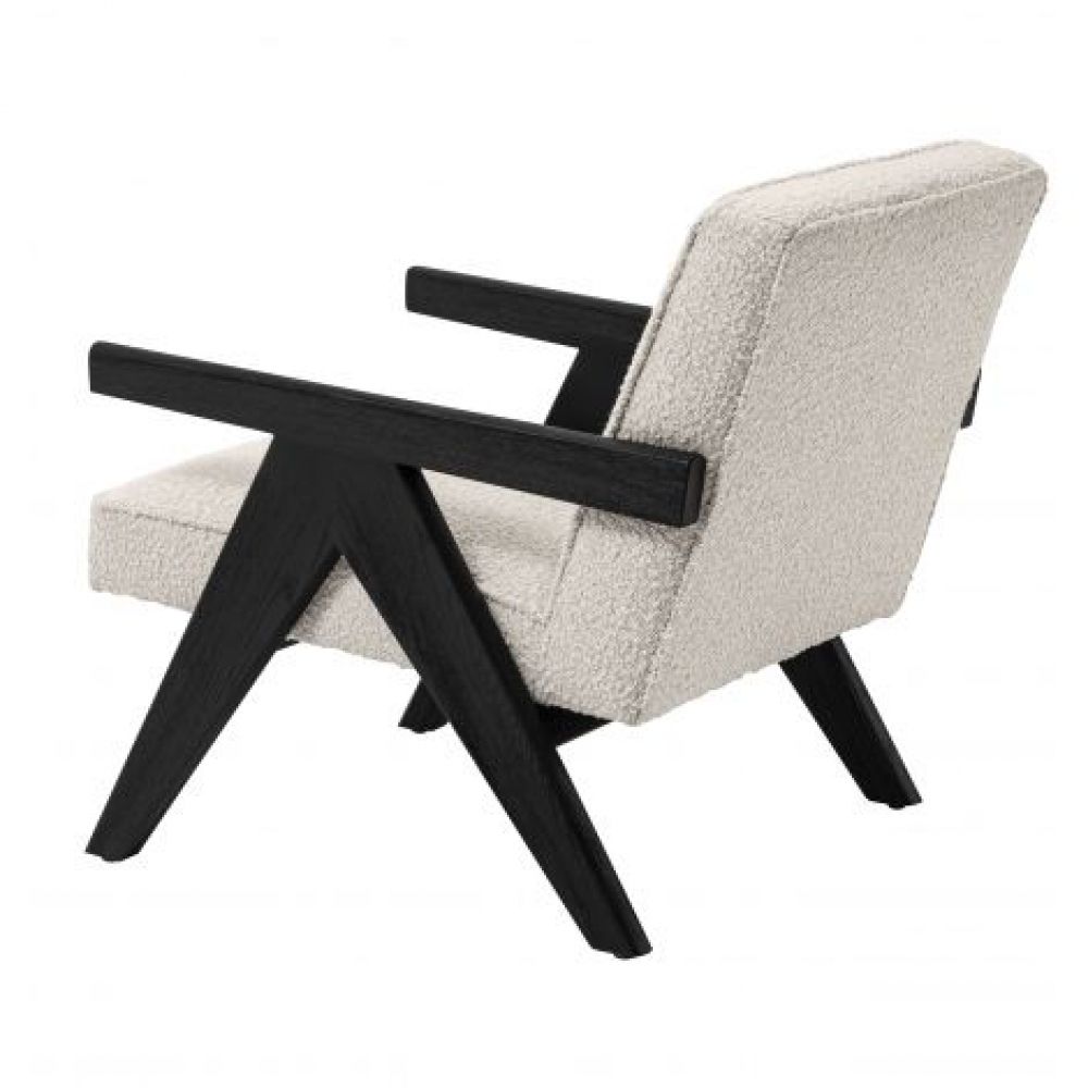Fotoliu tapitat cu Boucle Crem cu baza din Lemn masiv de stejar Negru H68xL59xA82cm Greta