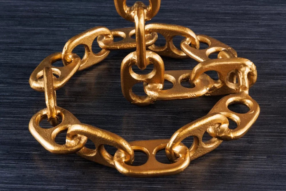 Masuta laterala din Lemn de mango Maro si Metal Auriu L38xH54cm Chain