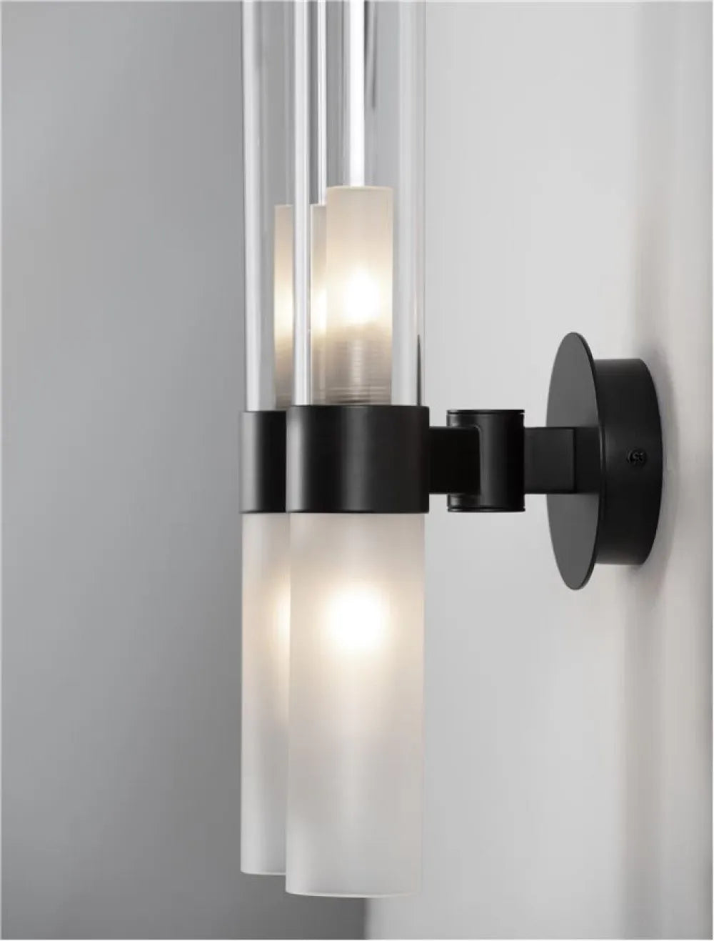 Aplica de perete structura din Metal Negru si abajur din Sticla Transparent/Alb H46.5xL17.5cm IP20 CENTURY