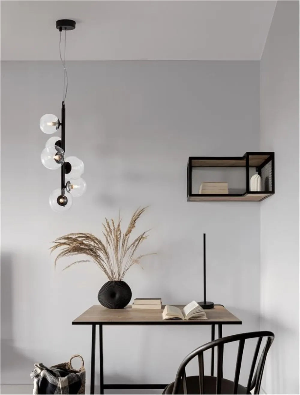 Lustra structura din Metal Negru si abajur din Sticla Transparent H120xL28cm IP20 ODILLIA