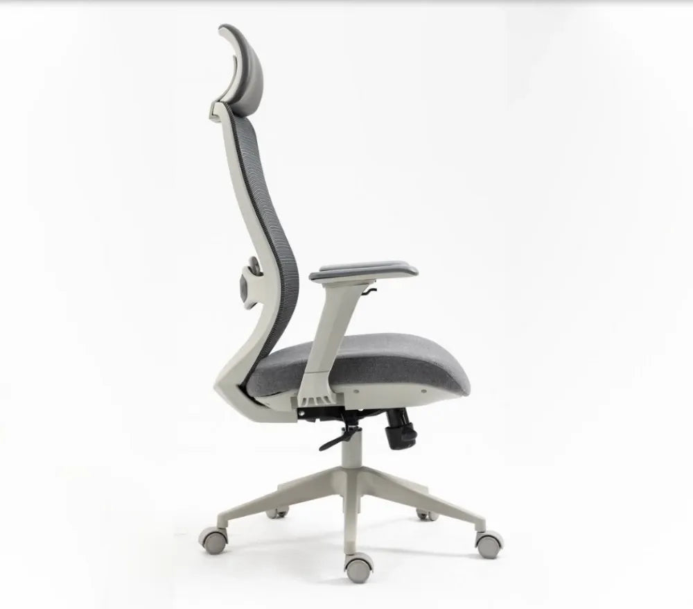 Scaun de birou cu inaltime reglabila tapitat cu Stofa/plasa Gri cu picioare din Plastic Alb H120-132xL64xA49cm Ergon