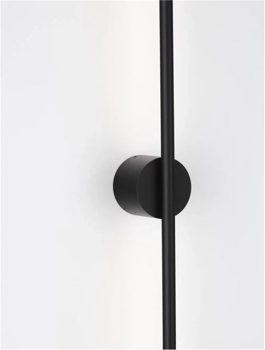 Aplica de perete din Aluminiu Negru H90xL1.5cm IP44 15W 372lm 3000k ADEN