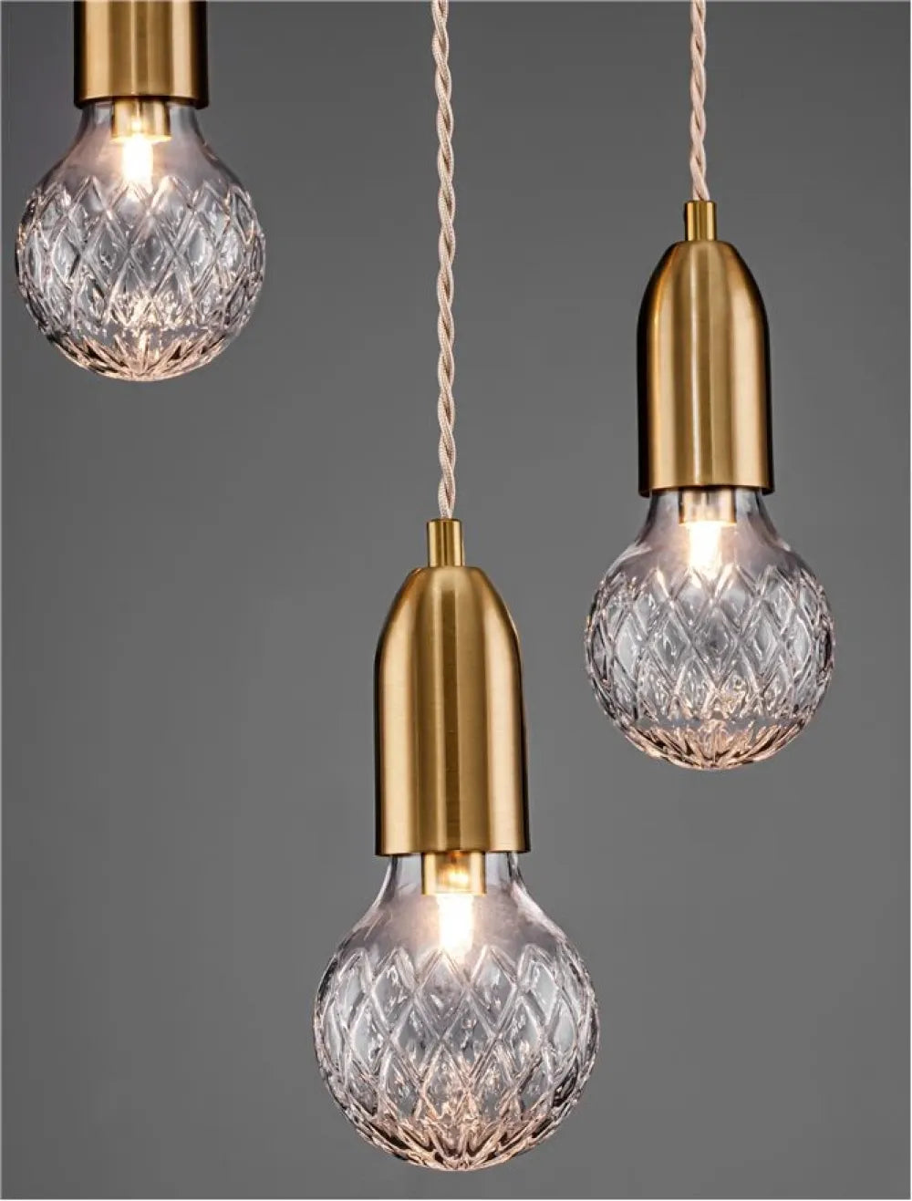 Lustra structura din Metal Alama si abajur din Sticla Transparent H150xL30cm IP20 VEDA