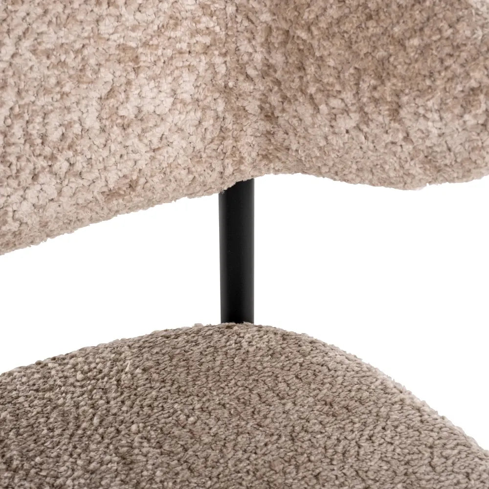 Set 2 scaune tapitat cu Blanita artificiala Bej cu picioare din Metal Negru H82xL53xA56cm Bea Richmond Interiors