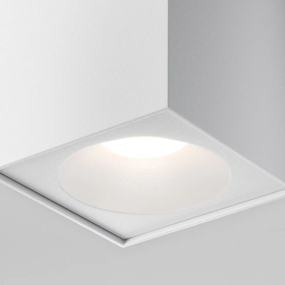Spot aplicabil din Aluminiu Alb H11.5xL9cm IP 65 GU10 50W Zoom