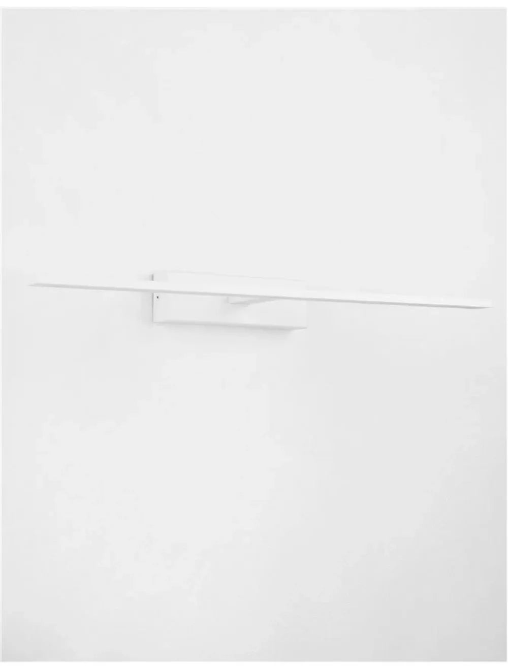 Aplica de perete structura din Aluminiu Alb si abajur din Acrilic Alb H6xL62cm IP44 20W 1615lm 3000k MONDRIAN