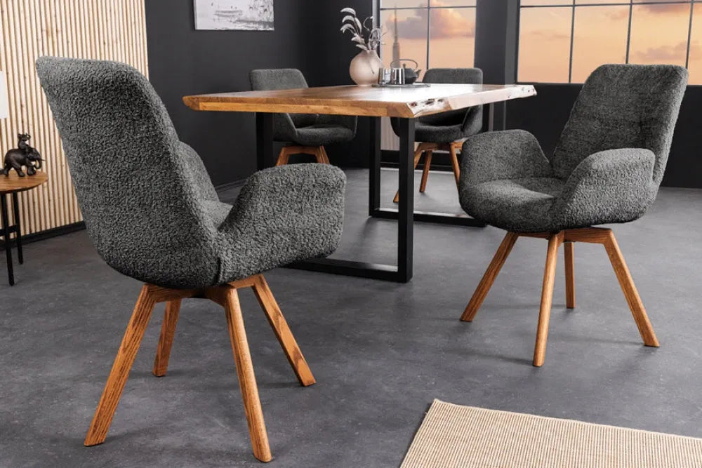 Set 2 scaune rotative tapitat cu Stofa boucle Gri si picioare din Lemn de stejar Maro H85xL61xA63cm BALTIC