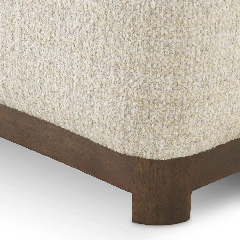 Canapea tapitat cu Chenille Bej L232xA100xH74cm Stelvio Eichholtz