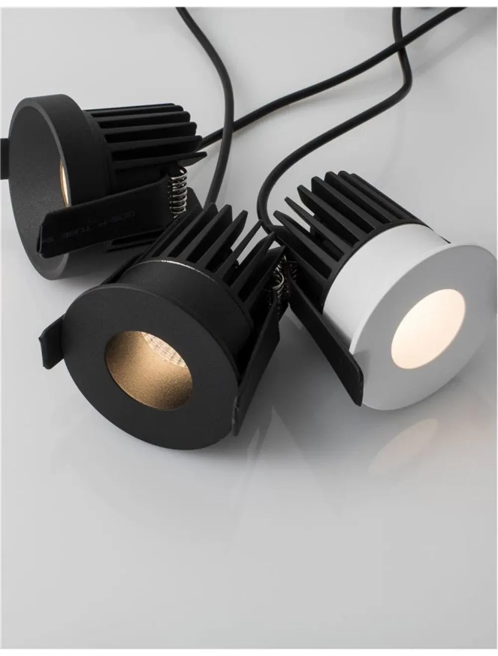 Spot incastrat din Aluminiu Negru H6.1xL6.2cm IP42 9W 542lm 3000k PETIT