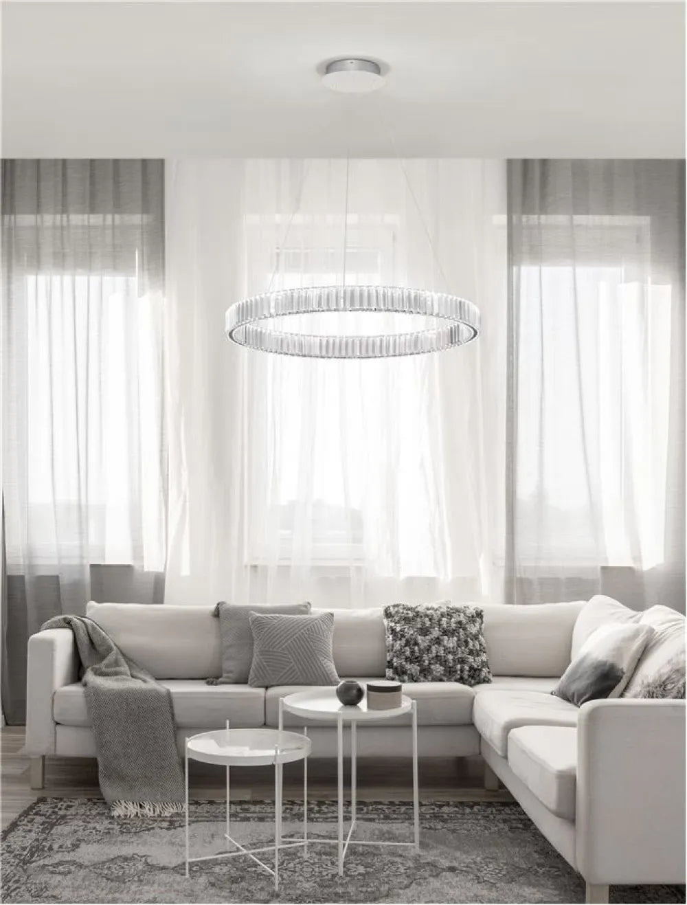 Lustra structura din Metal Argintiu si abajur din Cristal Transparent H150xL80cm IP20 47W 4895lm 3500k AURELIA
