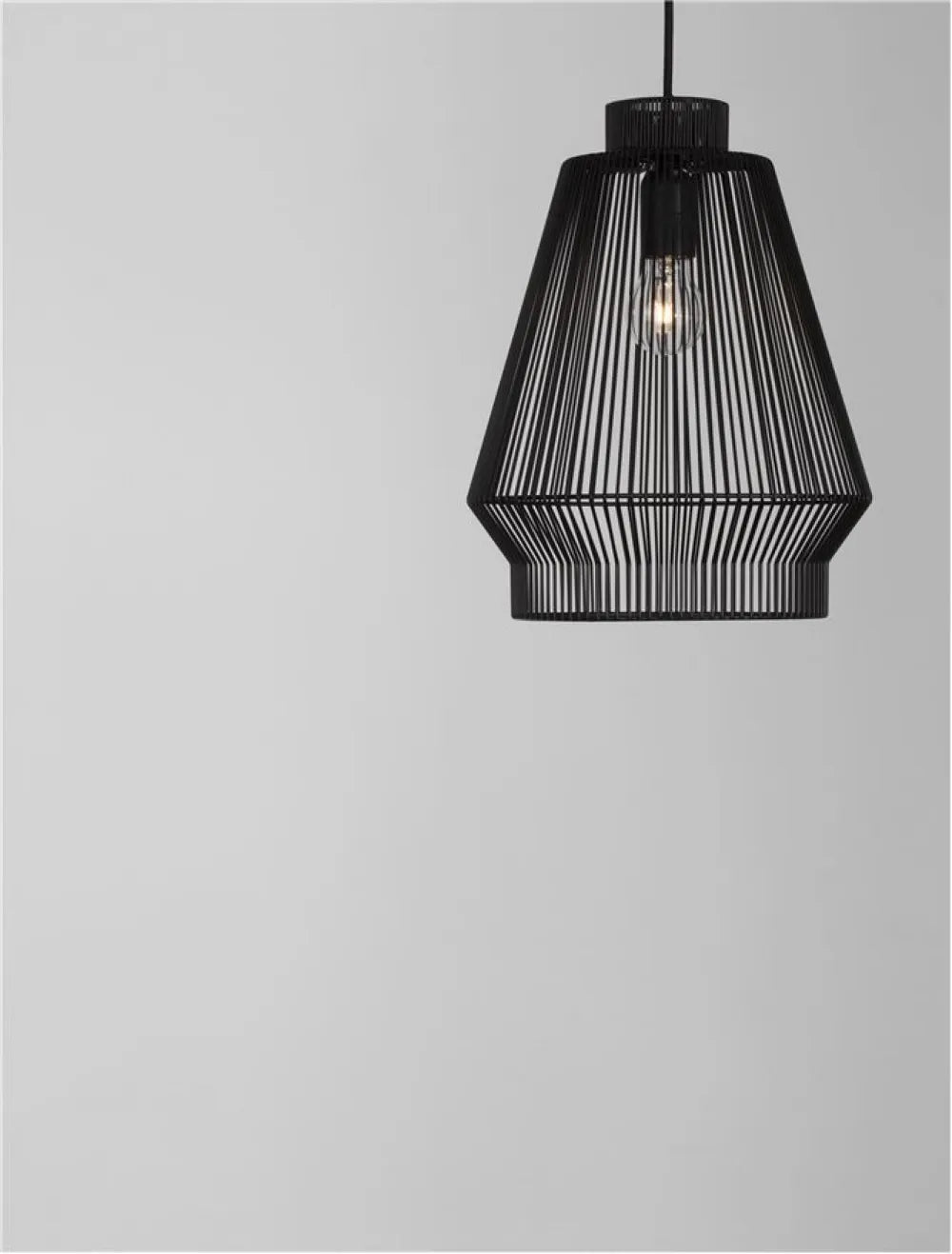 Pendul structura din Aluminiu Negru si abajur din Aluminiu Negru H185xL27.5cm IP20 BREDO