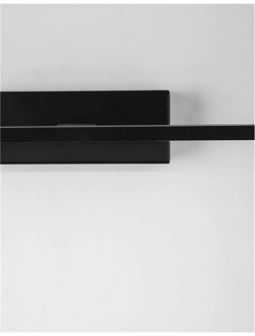 Aplica de perete structura din Aluminiu Negru si abajur din Acrilic Alb H6xL41.5cm IP44 12W 913lm 3000k MONDRIAN