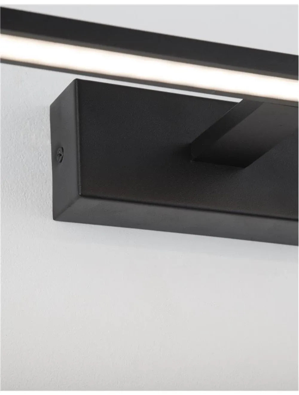 Aplica de perete structura din Aluminiu Negru si abajur din Acrilic Alb H6xL41.5cm IP44 12W 913lm 3000k MONDRIAN