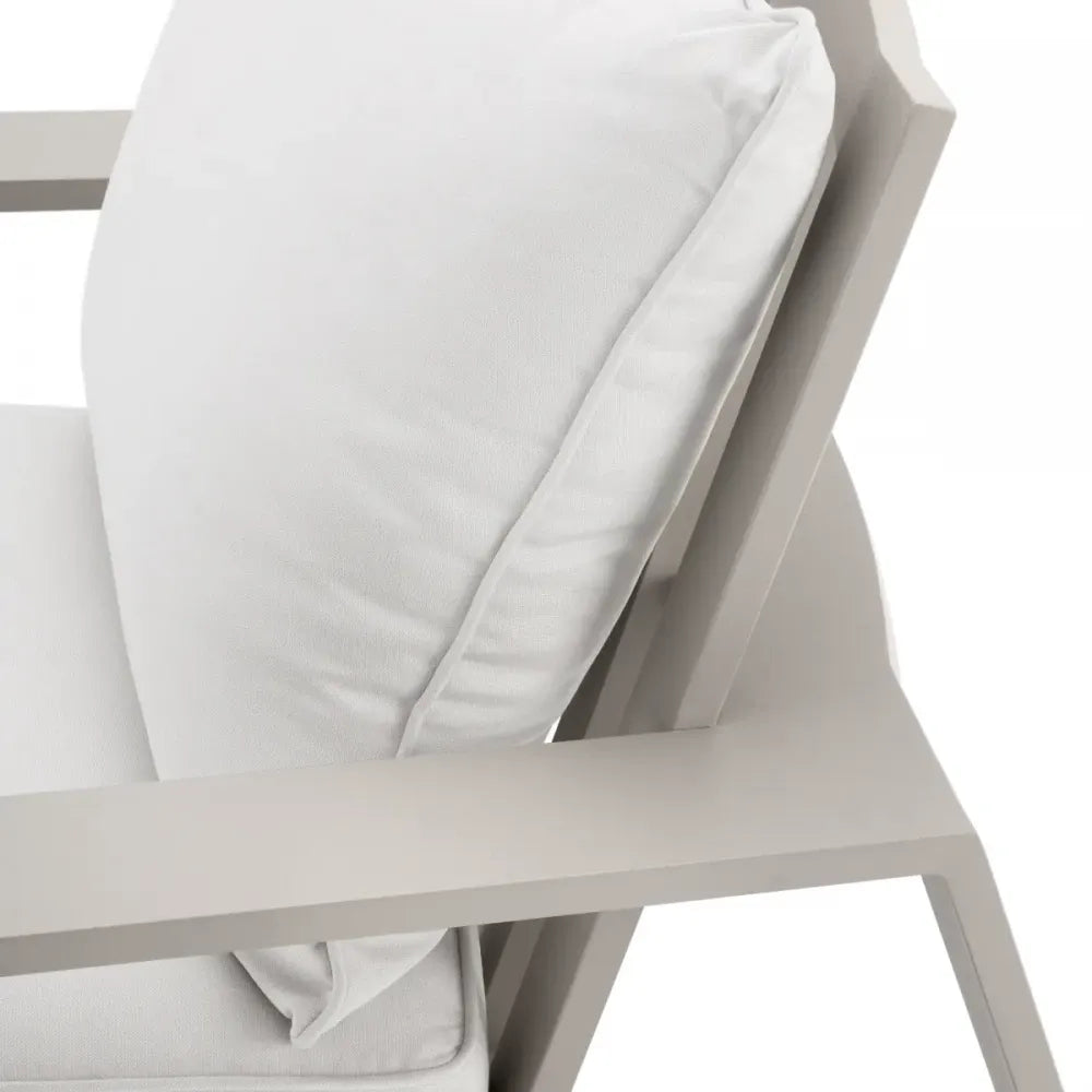 Fotoliu de exterior din Metal Bej si Stofa Alb H78xL76xA105.5cm Belle Vue Eichholtz