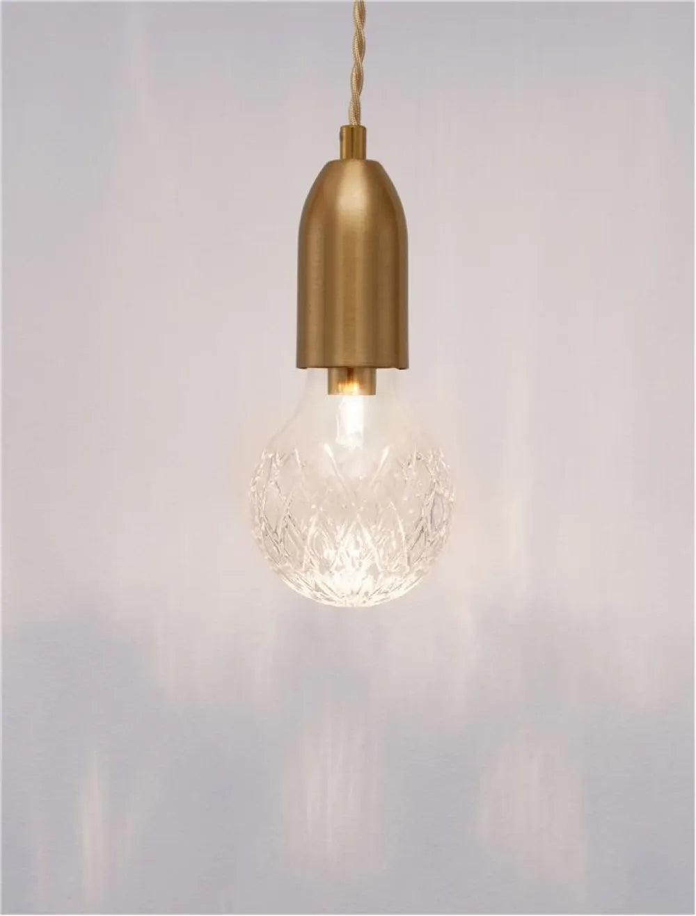 Pendul structura din Metal Alama si abajur din Sticla Transparent H120xL9.5cm IP20 VEDA
