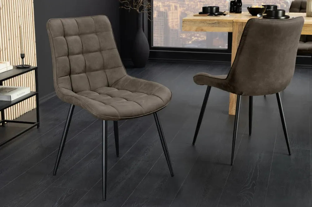 Set 4 scaune tapitat cu Microfibra Maro taupe si picioare din Metal Negru H85xL51xA59cm ROADSTAR